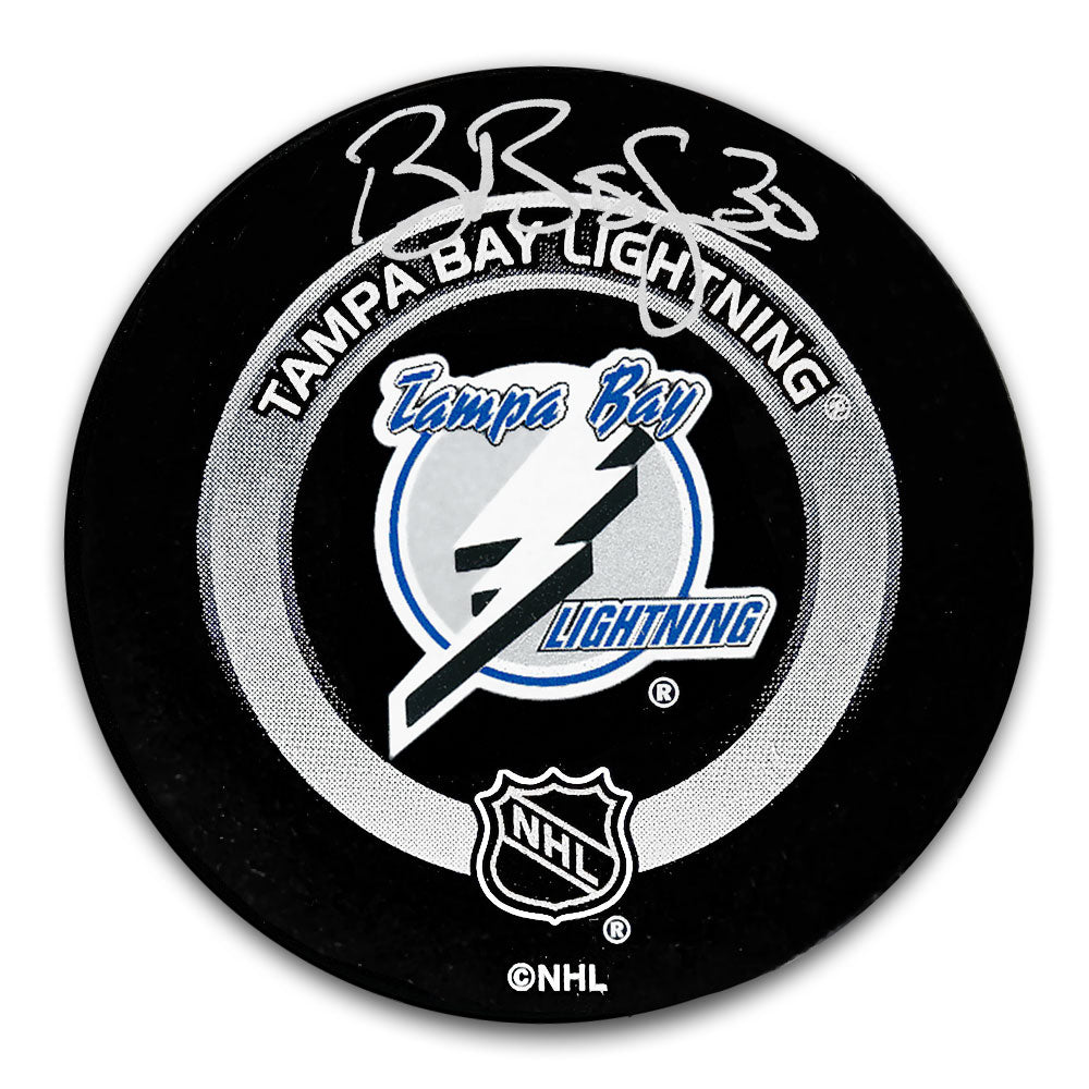 Rondelle de match officielle autographiée par Ben Bishop du Lightning de Tampa Bay