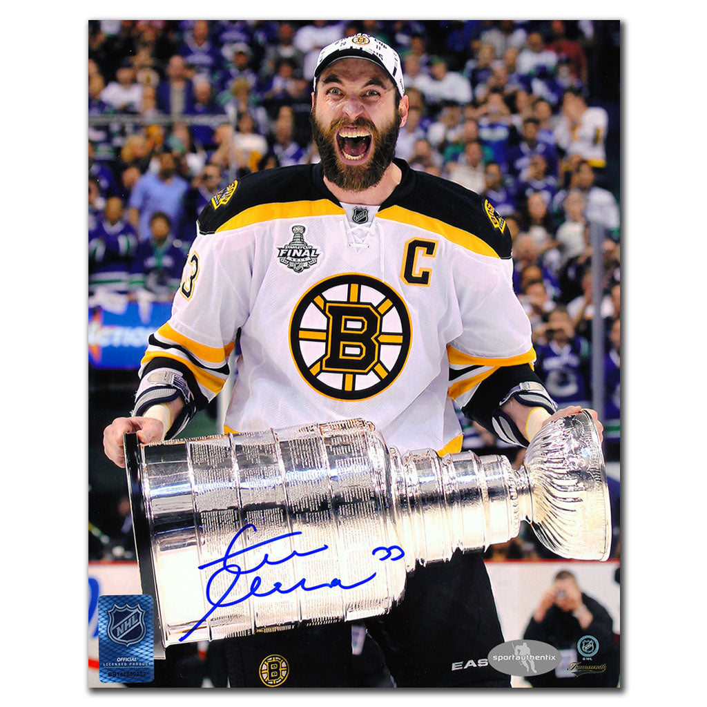 Zdeno Chara Bruins de Boston Coupe Stanley 2011 autographiée 8x10