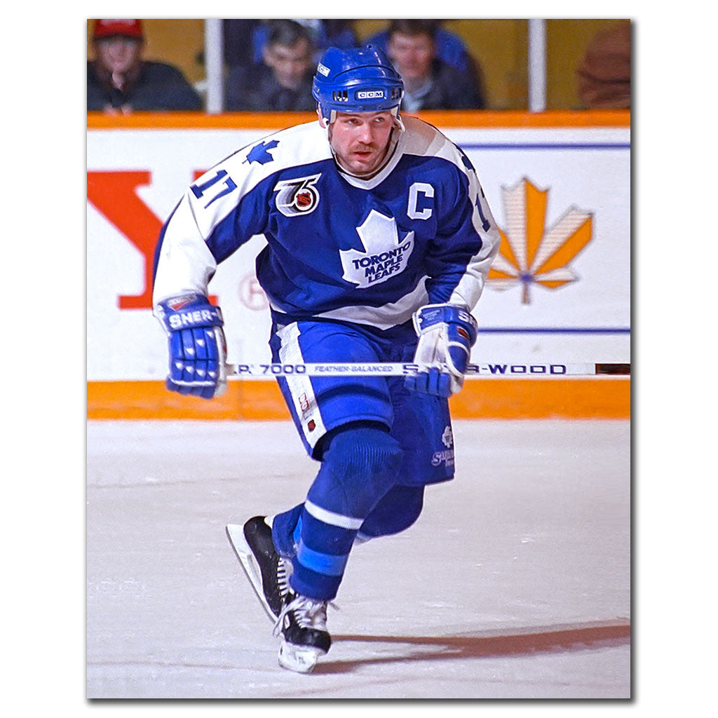 Wendel Clark Pre-Order Toronto Maple Leafs Autographed 8x10 (4)