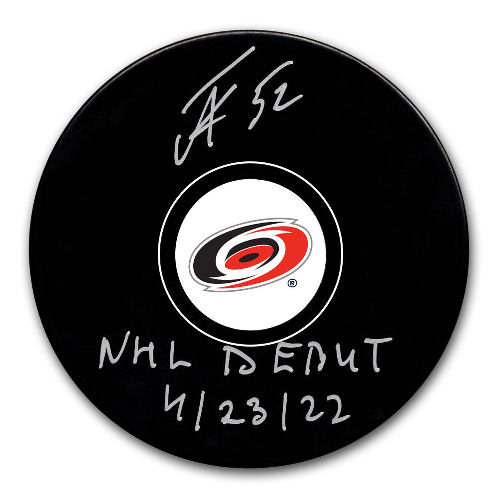 Pyotr Kochetkov Carolina Hurricanes Débuts dans la LNH 23/04/22 Rondelle autographiée