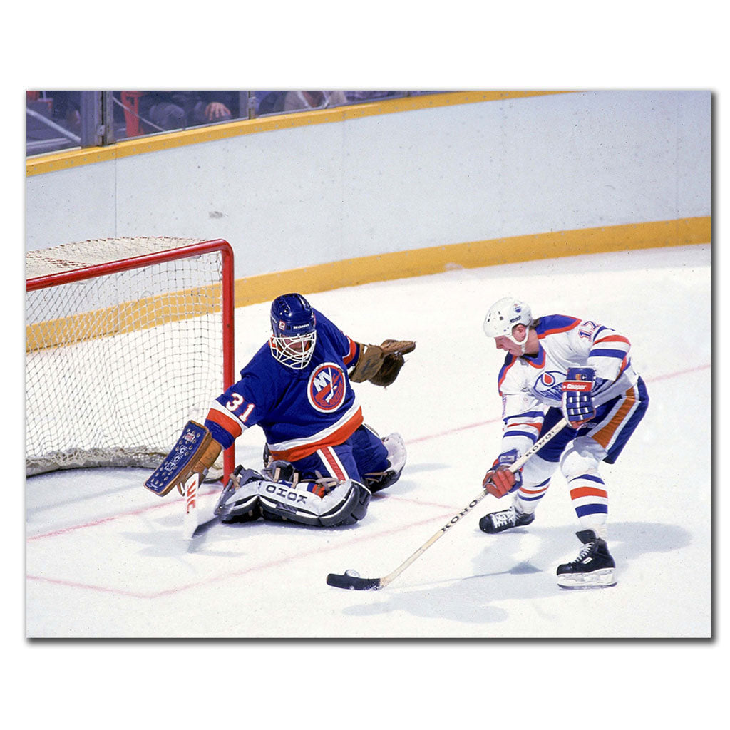 Clark Gillies Pre-Order New York Islanders Autographed 16x20 (1) - SportAuthentix