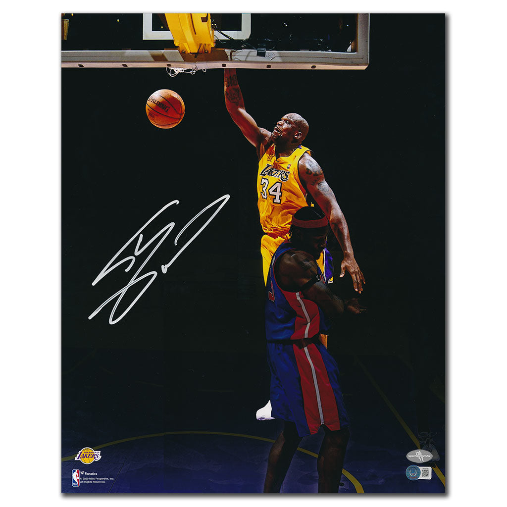 Shaquille O'Neal Los Angeles Lakers DUNK Autographed 16x20 BAS COA