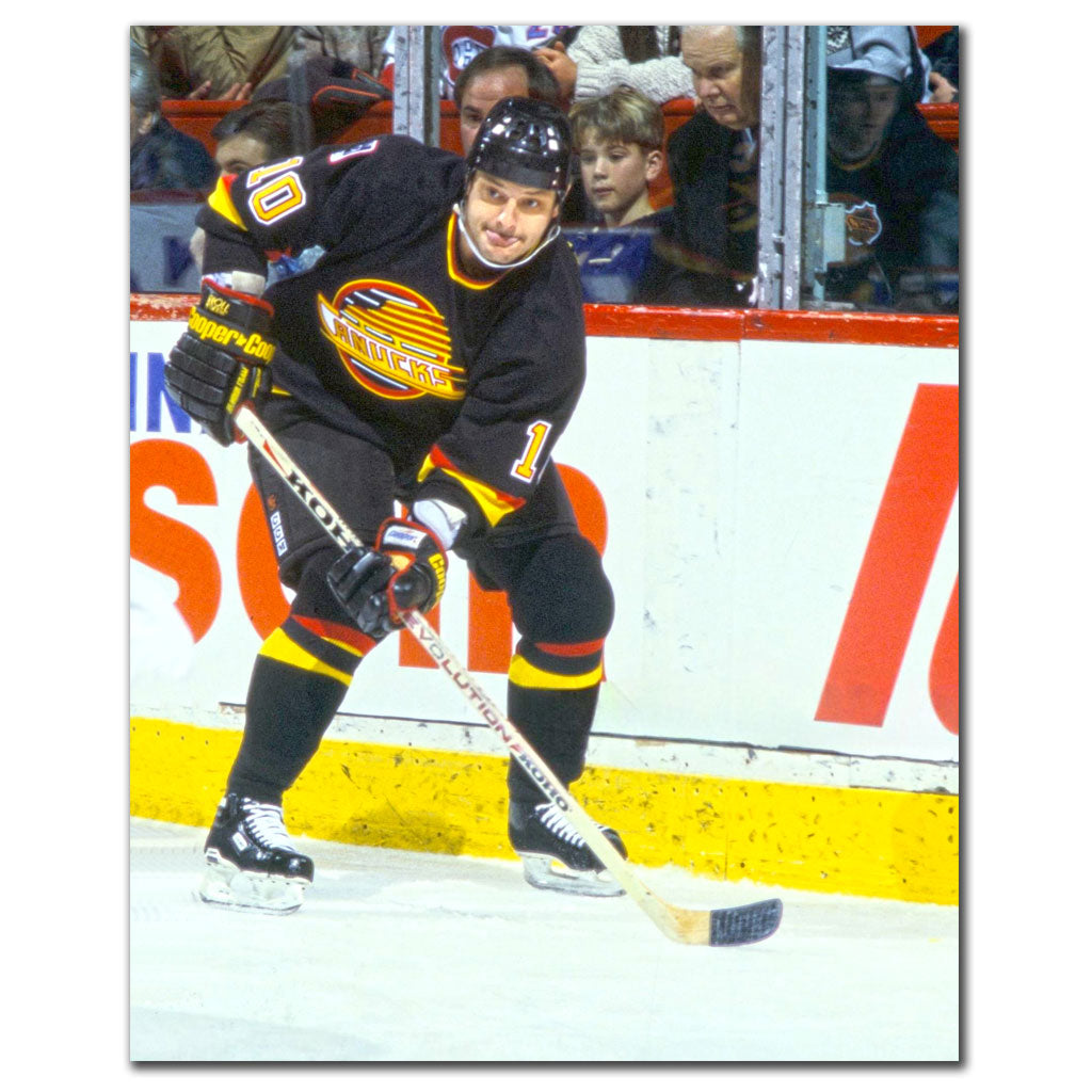 Clark Gillies Pre-Order New York Islanders Autographed 16x20 (1) - SportAuthentix